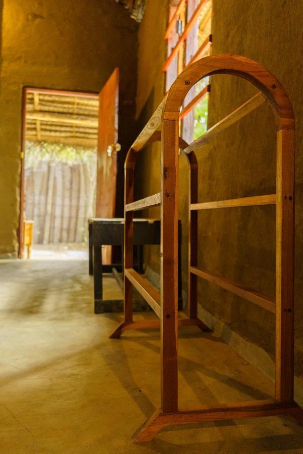Little Bay Arugam Bay Hostel Buitenkant foto